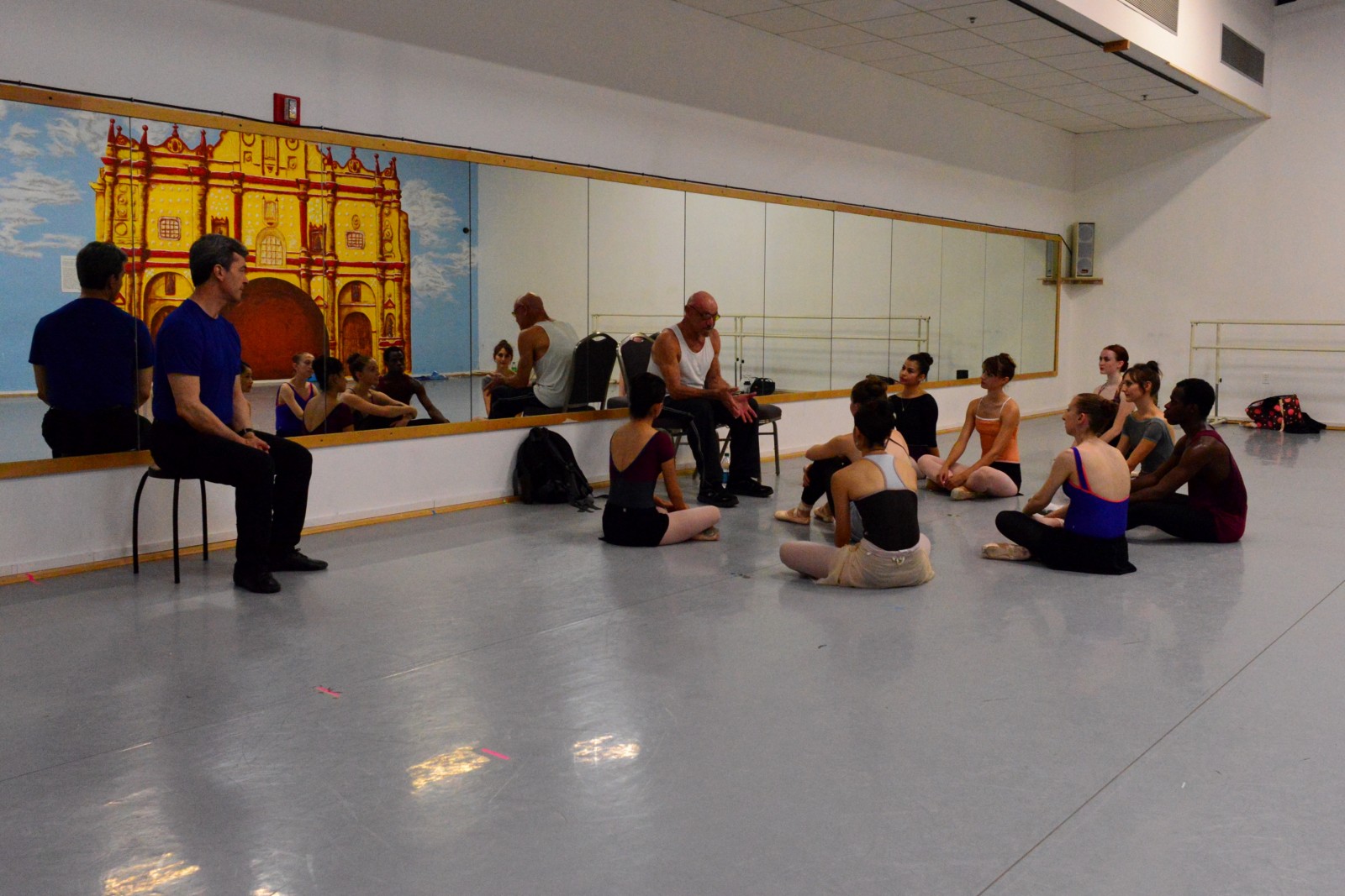 Bruce Marks conducting a master class with Ballet San Antonio in May 2016